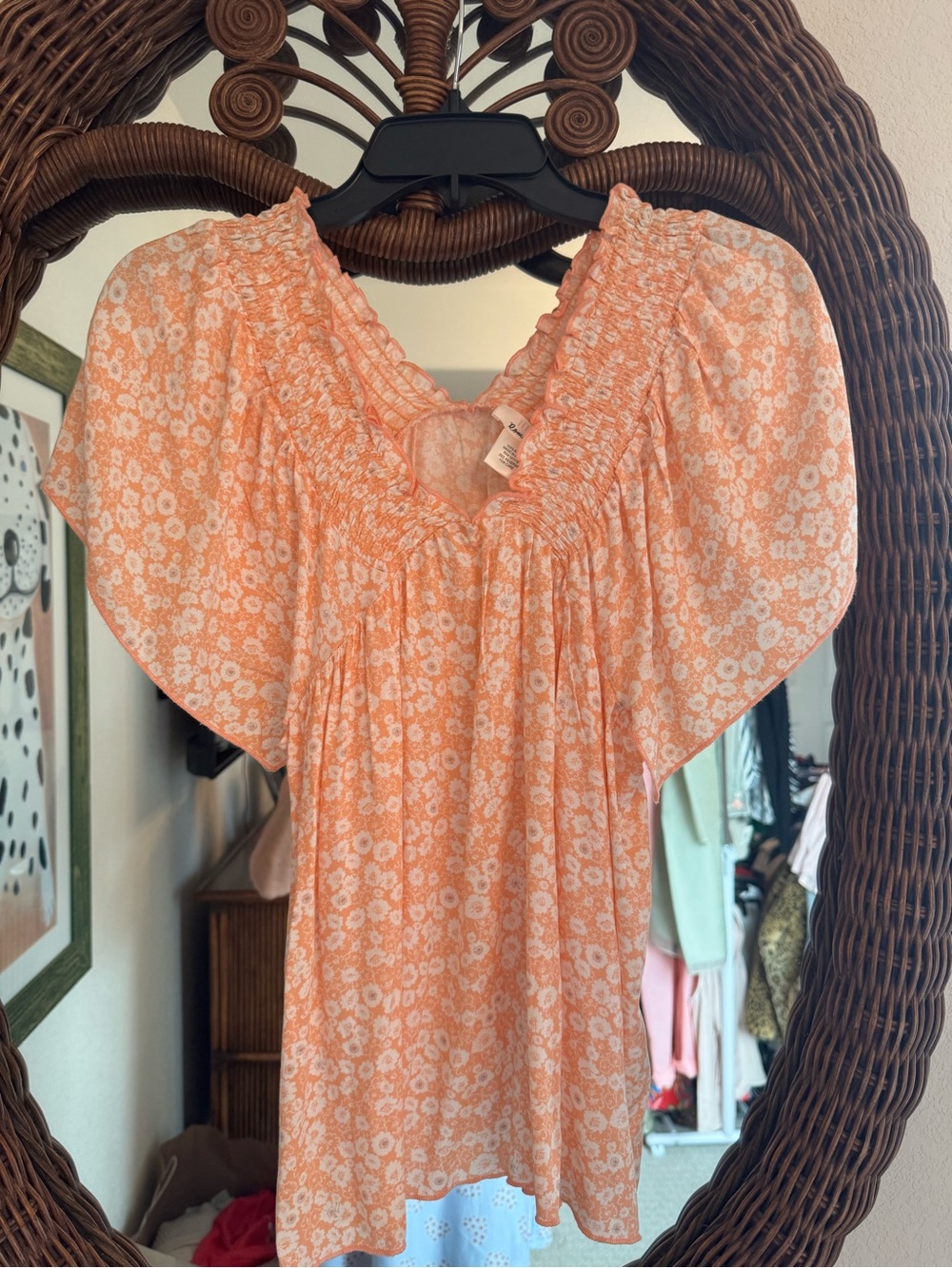 URBAN Romantics Peach Floral Flutter Sleeve Blouse